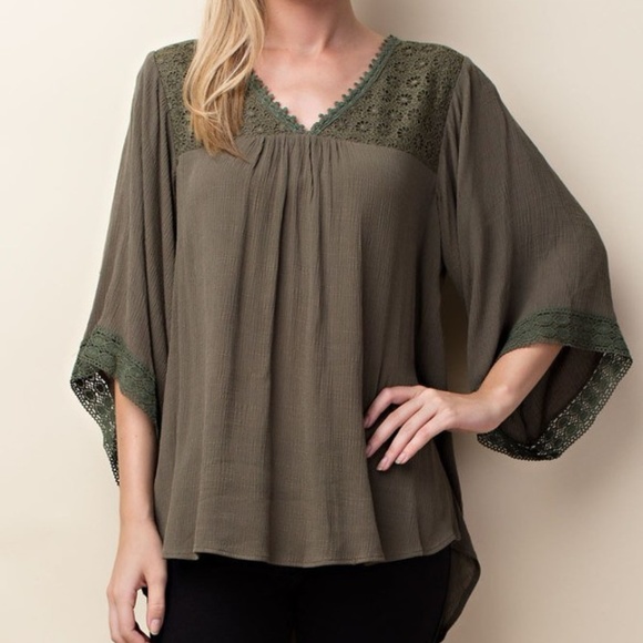 llove Tops - NWT Olive V-neck 3/4 TOP